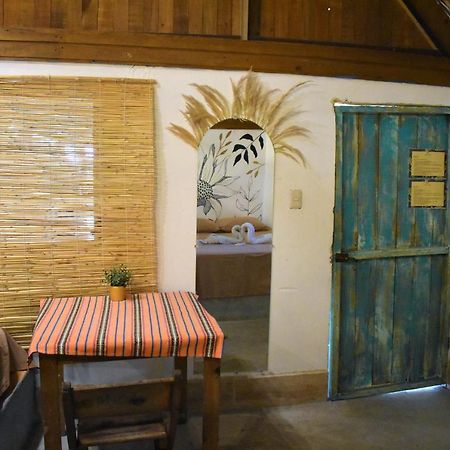 Hotel El Delfin Монтерико Екстериор снимка