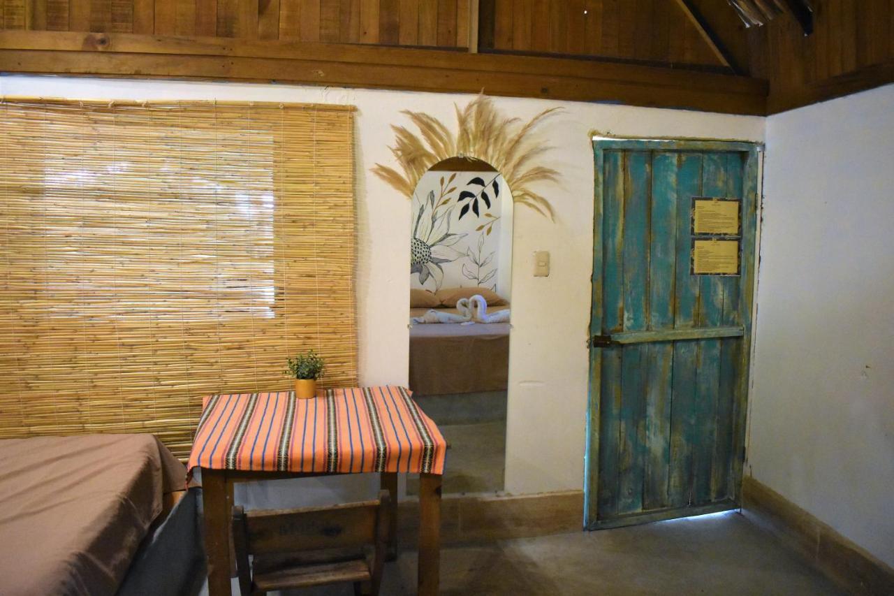 Hotel El Delfin Монтерико Екстериор снимка