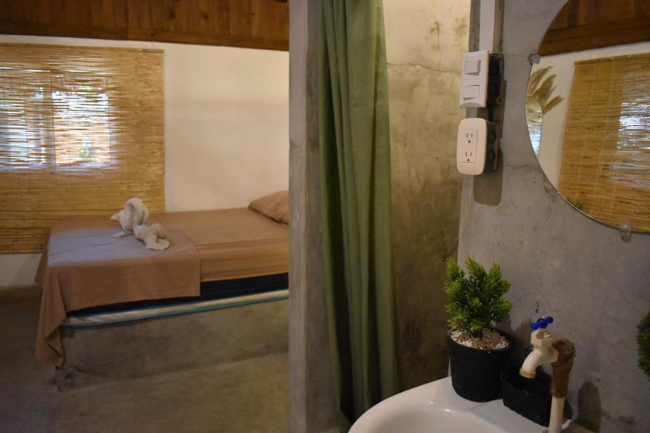 Hotel El Delfin Монтерико Екстериор снимка